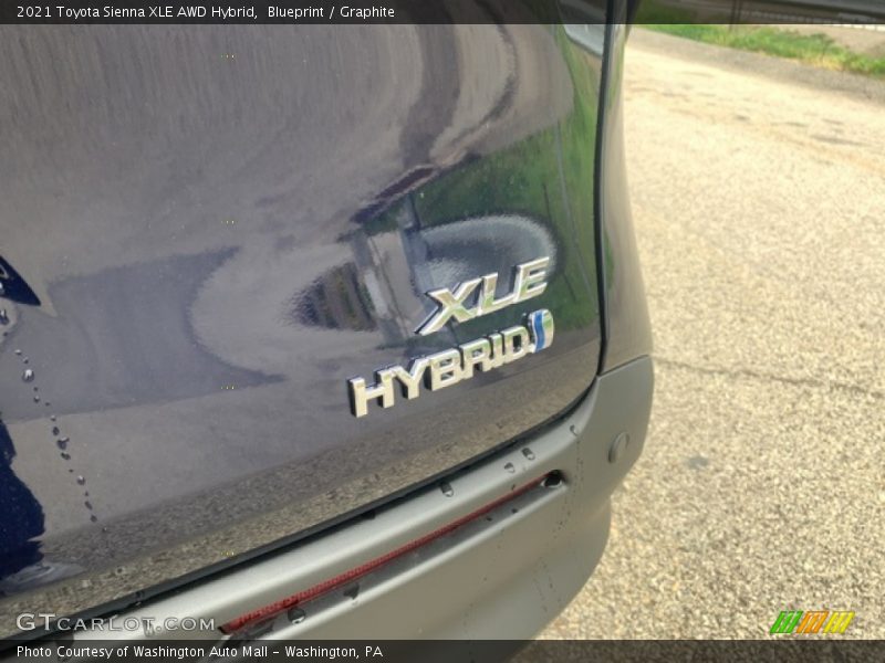 Blueprint / Graphite 2021 Toyota Sienna XLE AWD Hybrid
