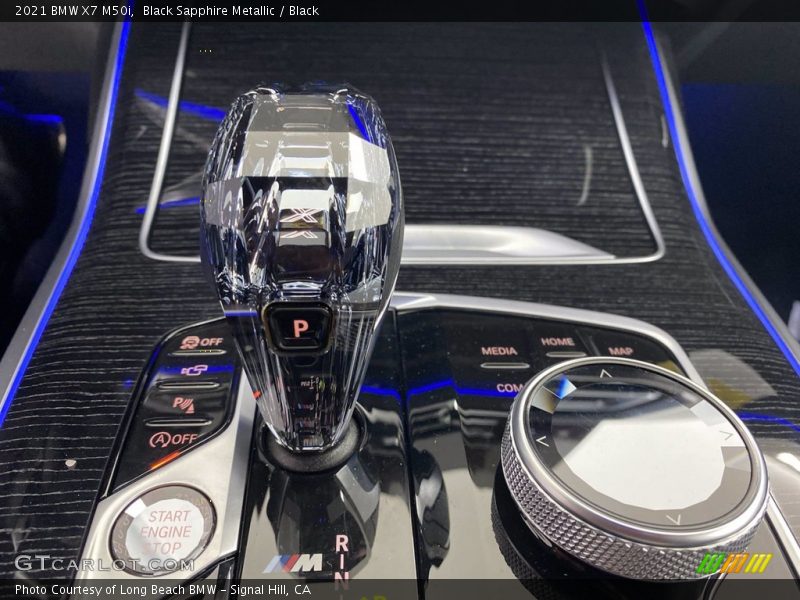 Black Sapphire Metallic / Black 2021 BMW X7 M50i