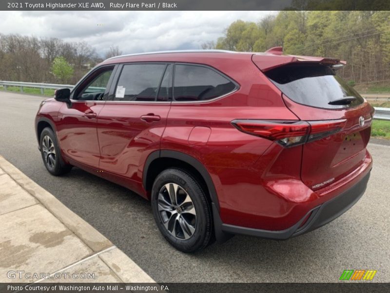 Ruby Flare Pearl / Black 2021 Toyota Highlander XLE AWD