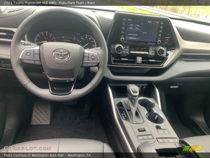 Ruby Flare Pearl / Black 2021 Toyota Highlander XLE AWD