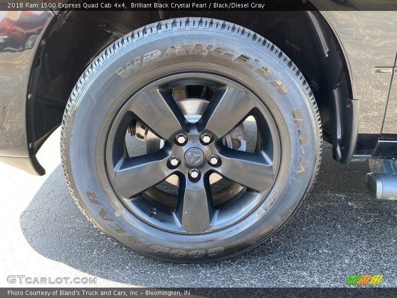 Brilliant Black Crystal Pearl / Black/Diesel Gray 2018 Ram 1500 Express Quad Cab 4x4