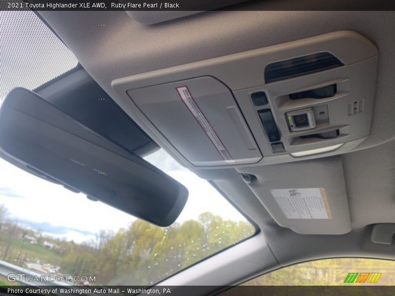 Ruby Flare Pearl / Black 2021 Toyota Highlander XLE AWD