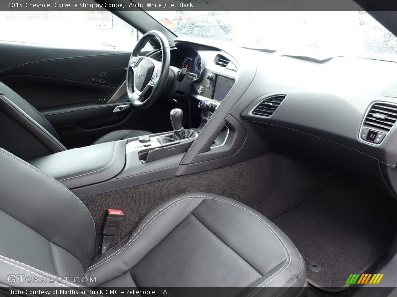 Arctic White / Jet Black 2015 Chevrolet Corvette Stingray Coupe