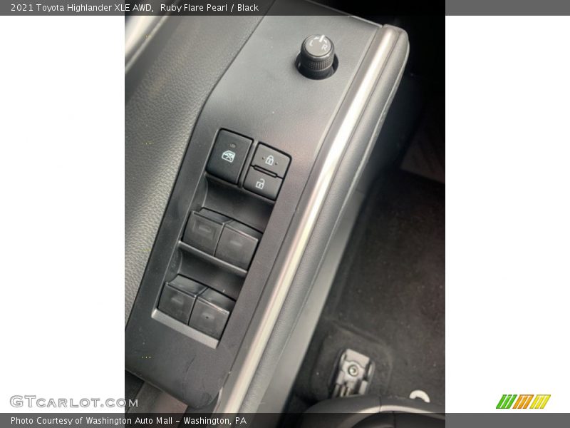 Ruby Flare Pearl / Black 2021 Toyota Highlander XLE AWD