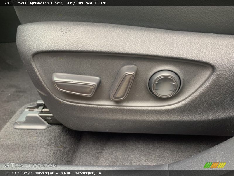 Ruby Flare Pearl / Black 2021 Toyota Highlander XLE AWD
