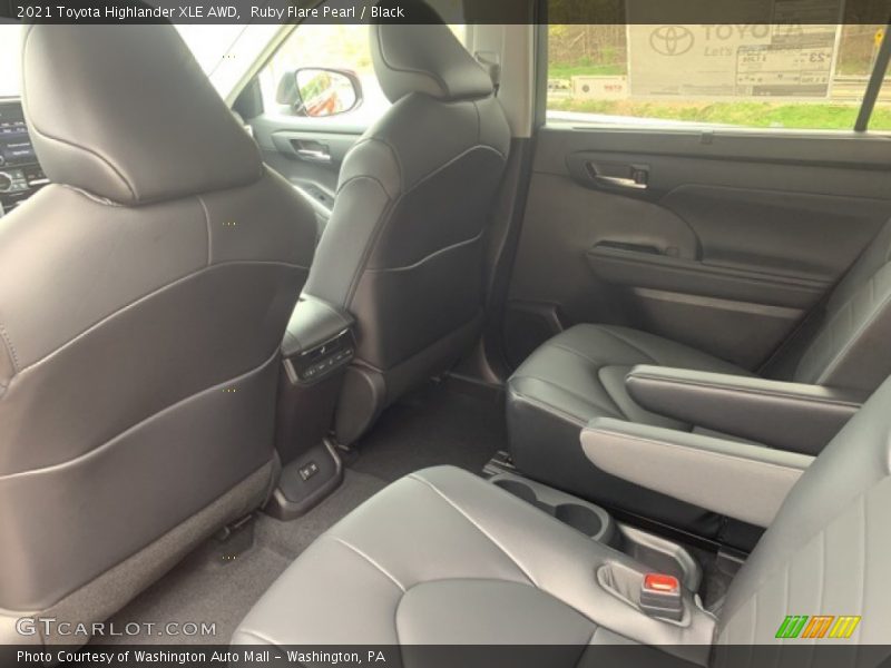 Ruby Flare Pearl / Black 2021 Toyota Highlander XLE AWD