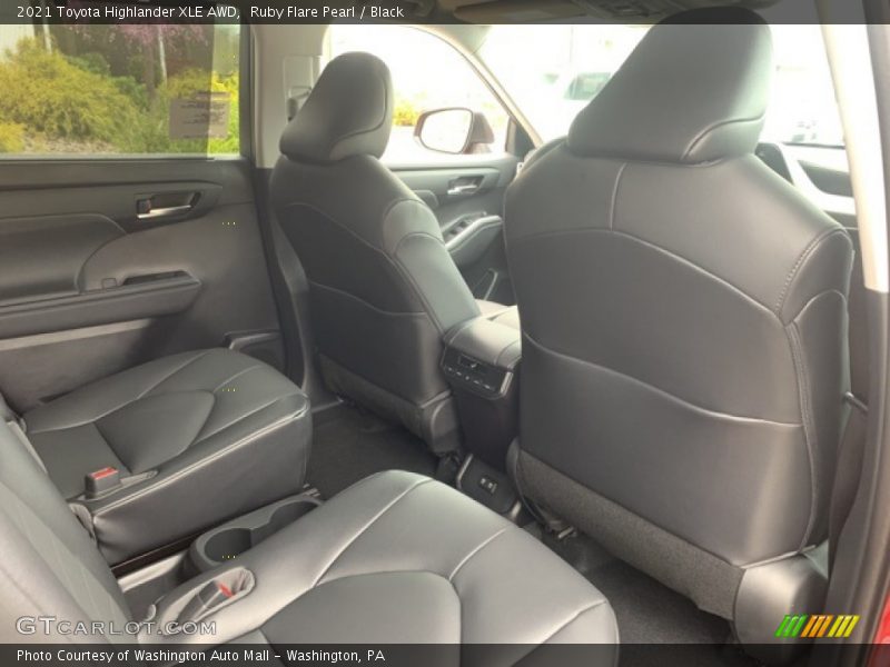 Ruby Flare Pearl / Black 2021 Toyota Highlander XLE AWD