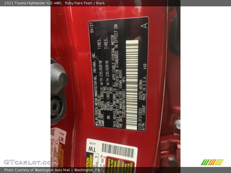 Ruby Flare Pearl / Black 2021 Toyota Highlander XLE AWD