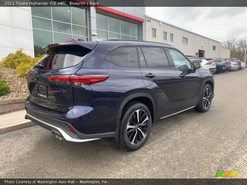 Blueprint / Black 2021 Toyota Highlander XSE AWD