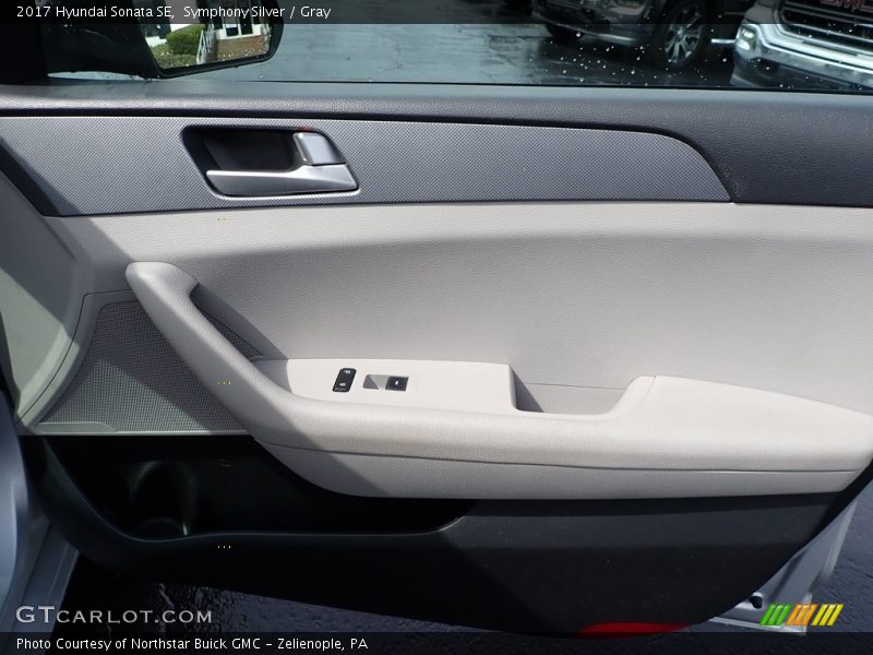 Symphony Silver / Gray 2017 Hyundai Sonata SE