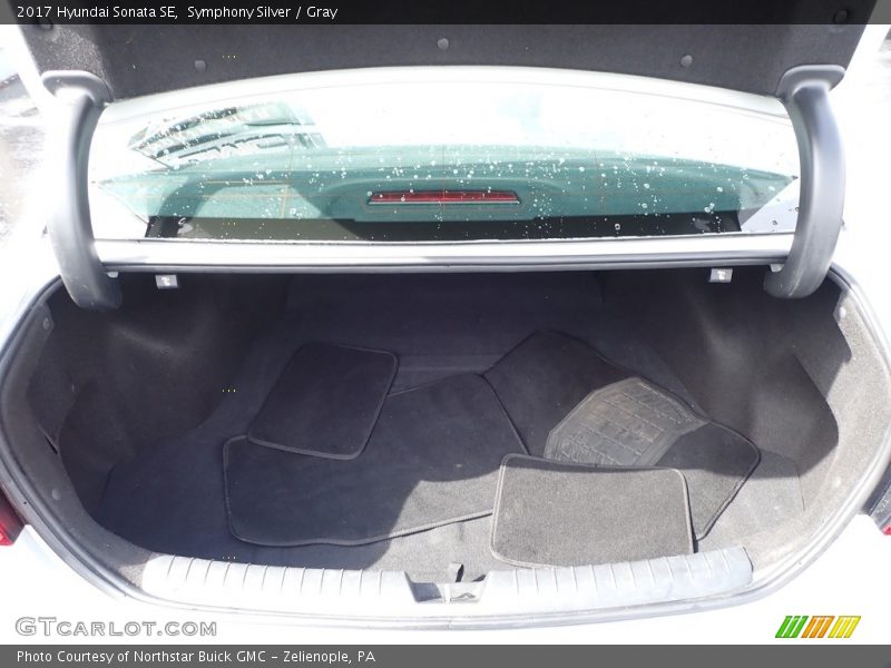 Symphony Silver / Gray 2017 Hyundai Sonata SE