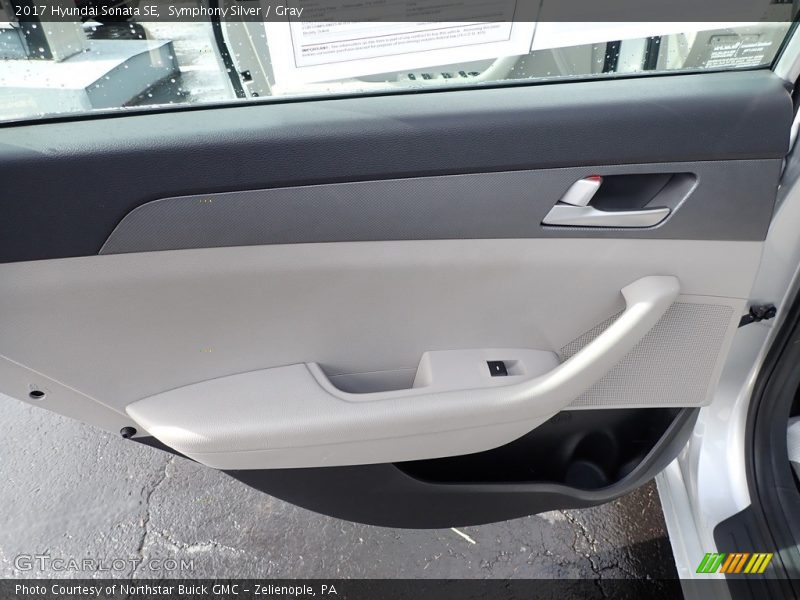 Symphony Silver / Gray 2017 Hyundai Sonata SE