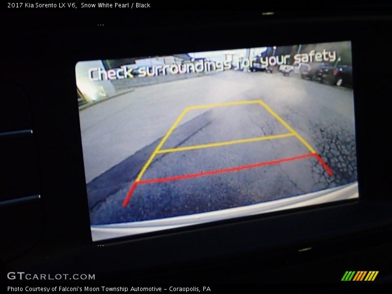 Snow White Pearl / Black 2017 Kia Sorento LX V6