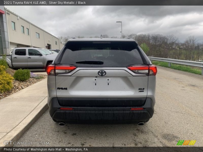 Silver Sky Metallic / Black 2021 Toyota RAV4 XLE AWD