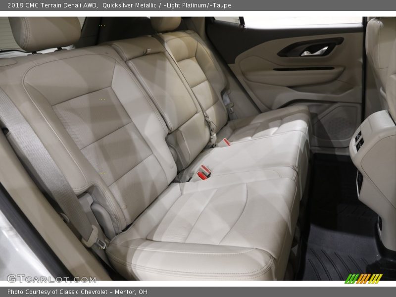 Quicksilver Metallic / ­Light Platinum/­Taupe 2018 GMC Terrain Denali AWD