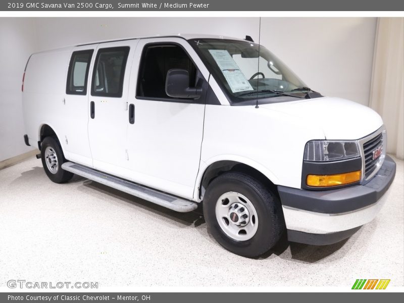 Summit White / Medium Pewter 2019 GMC Savana Van 2500 Cargo