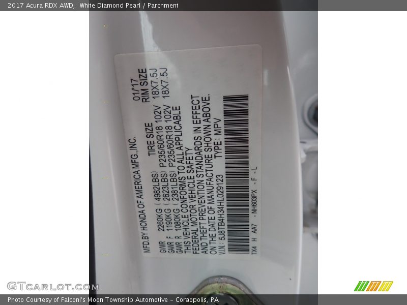 White Diamond Pearl / Parchment 2017 Acura RDX AWD
