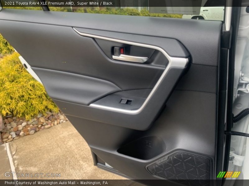 Super White / Black 2021 Toyota RAV4 XLE Premium AWD