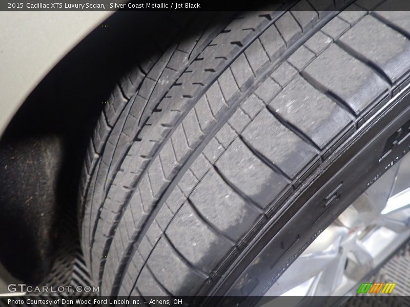 Silver Coast Metallic / Jet Black 2015 Cadillac XTS Luxury Sedan