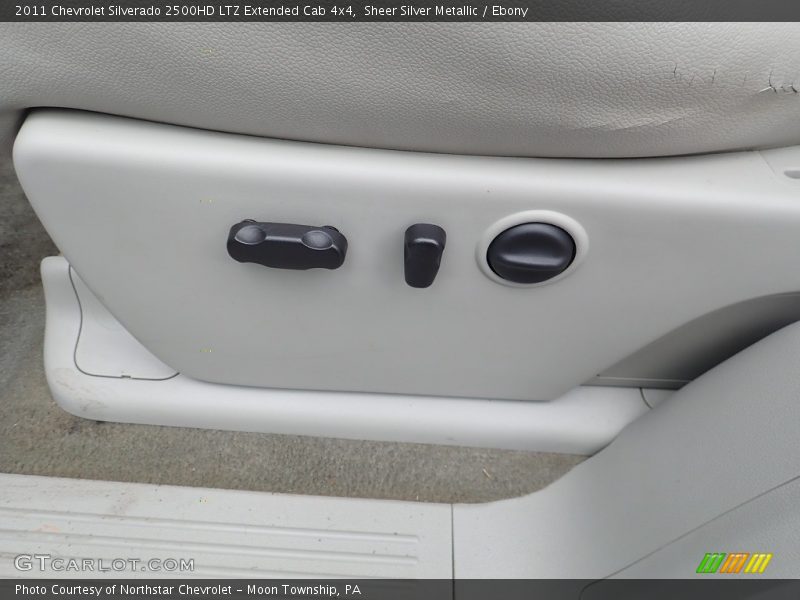 Front Seat of 2011 Silverado 2500HD LTZ Extended Cab 4x4