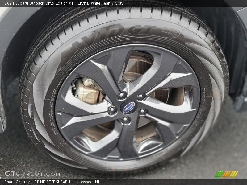 Crystal White Pearl / Gray 2021 Subaru Outback Onyx Edition XT