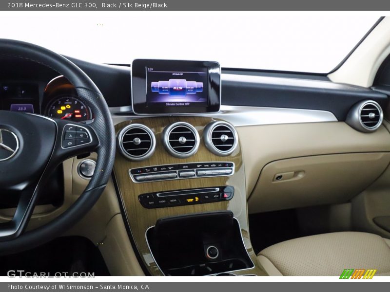 Black / Silk Beige/Black 2018 Mercedes-Benz GLC 300