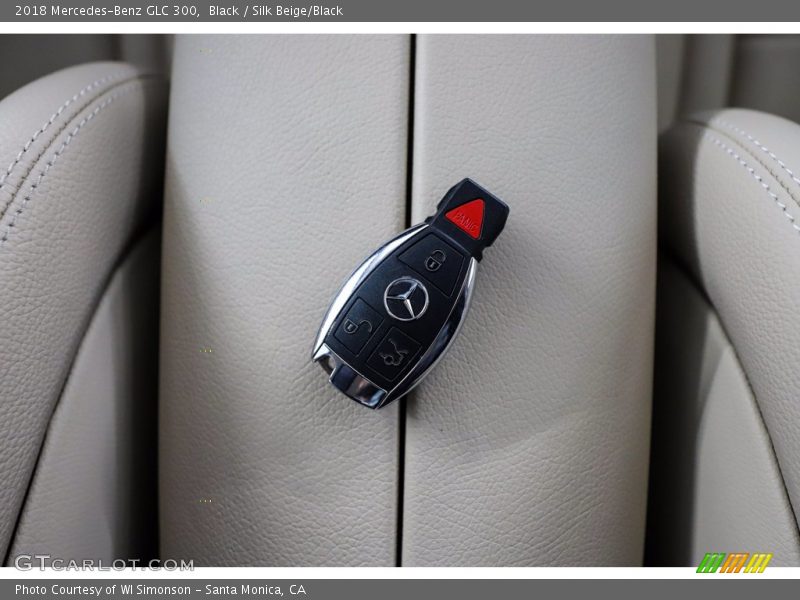 Black / Silk Beige/Black 2018 Mercedes-Benz GLC 300