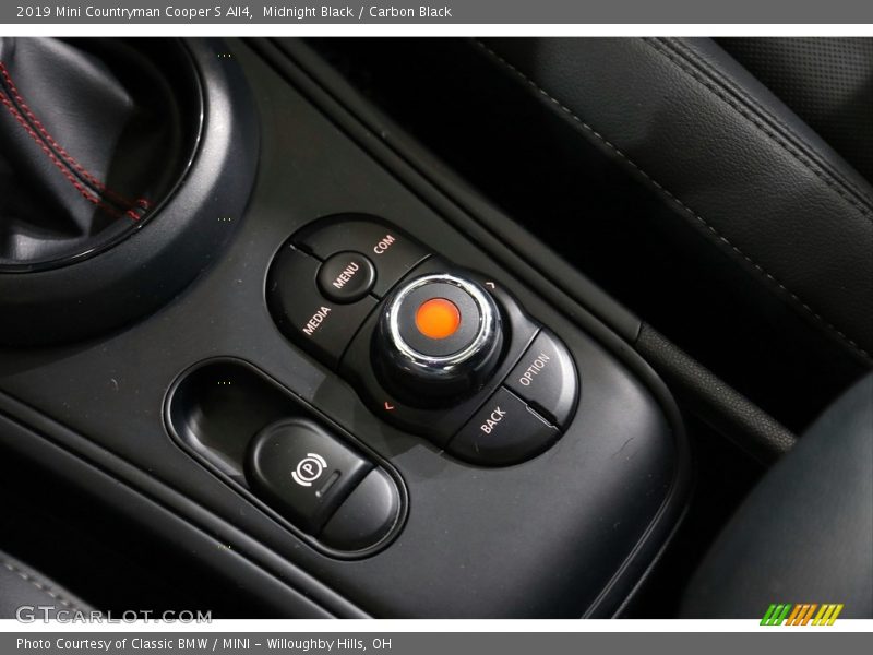Midnight Black / Carbon Black 2019 Mini Countryman Cooper S All4