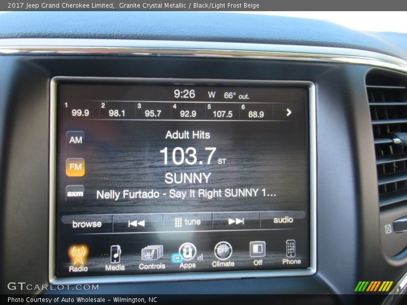 Granite Crystal Metallic / Black/Light Frost Beige 2017 Jeep Grand Cherokee Limited