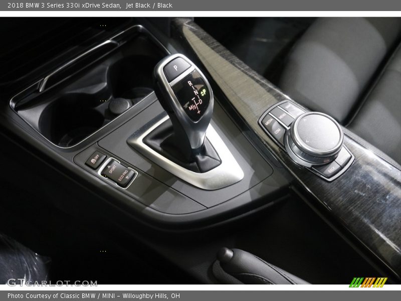 Jet Black / Black 2018 BMW 3 Series 330i xDrive Sedan
