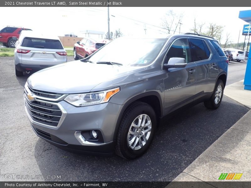 Satin Steel Metallic / Jet Black 2021 Chevrolet Traverse LT AWD