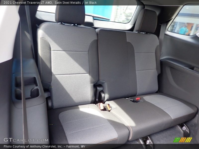 Satin Steel Metallic / Jet Black 2021 Chevrolet Traverse LT AWD