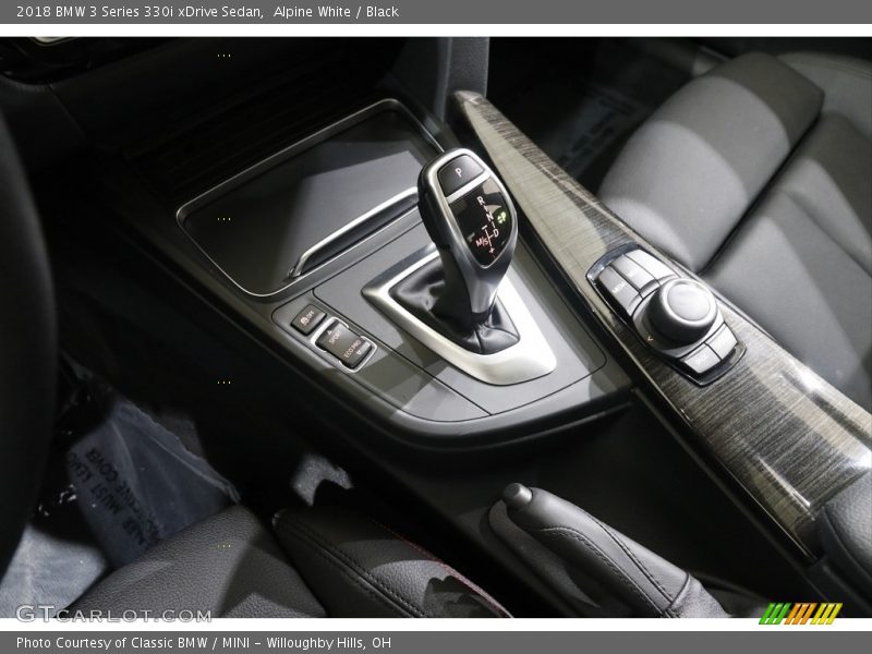 Alpine White / Black 2018 BMW 3 Series 330i xDrive Sedan