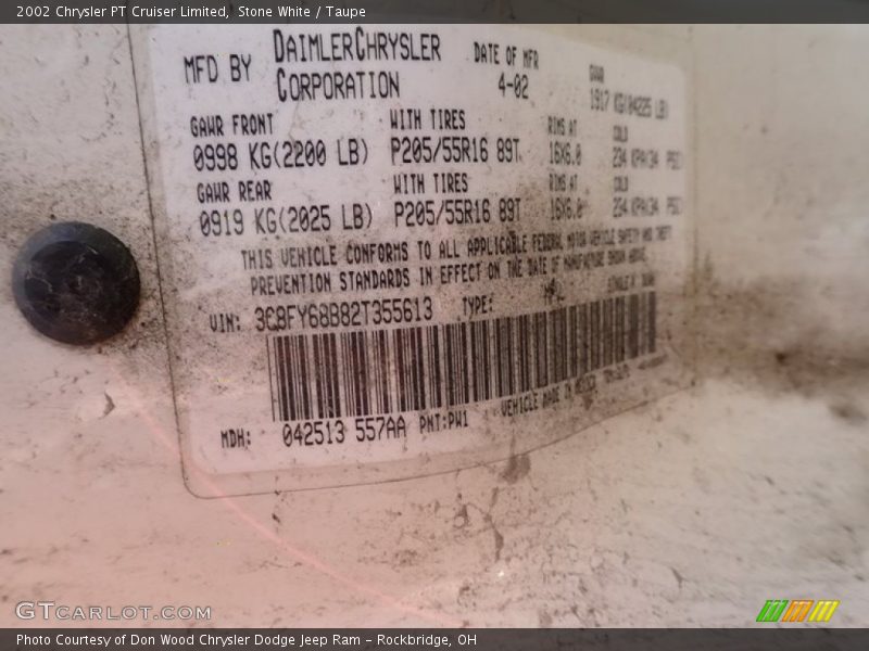 Stone White / Taupe 2002 Chrysler PT Cruiser Limited