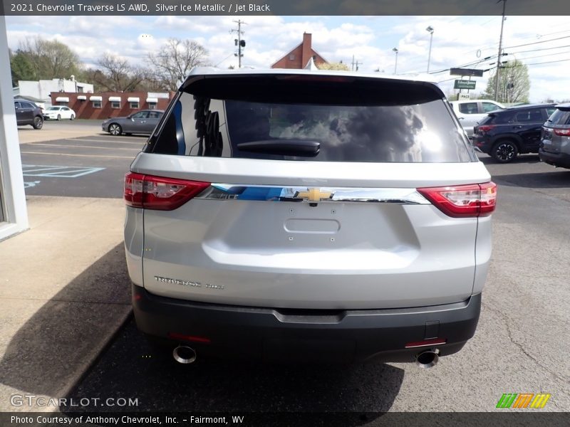 Silver Ice Metallic / Jet Black 2021 Chevrolet Traverse LS AWD