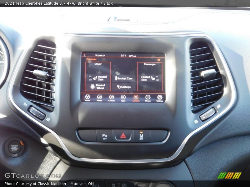 Bright White / Black 2021 Jeep Cherokee Latitude Lux 4x4