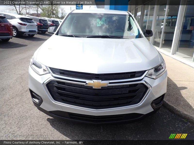 Silver Ice Metallic / Jet Black 2021 Chevrolet Traverse LS AWD