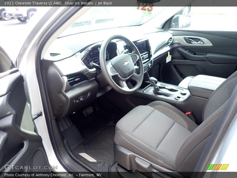 Silver Ice Metallic / Jet Black 2021 Chevrolet Traverse LS AWD