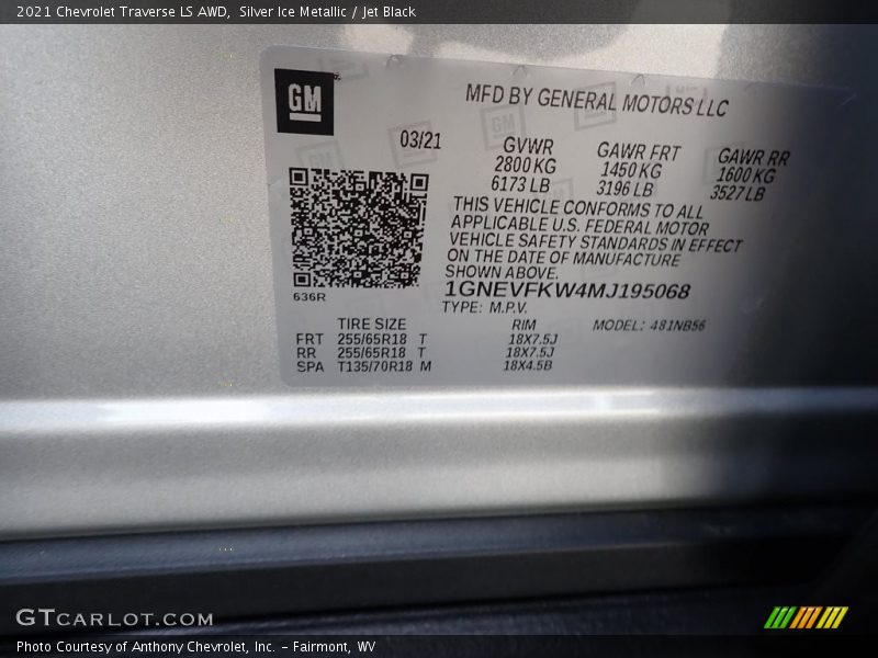 Silver Ice Metallic / Jet Black 2021 Chevrolet Traverse LS AWD