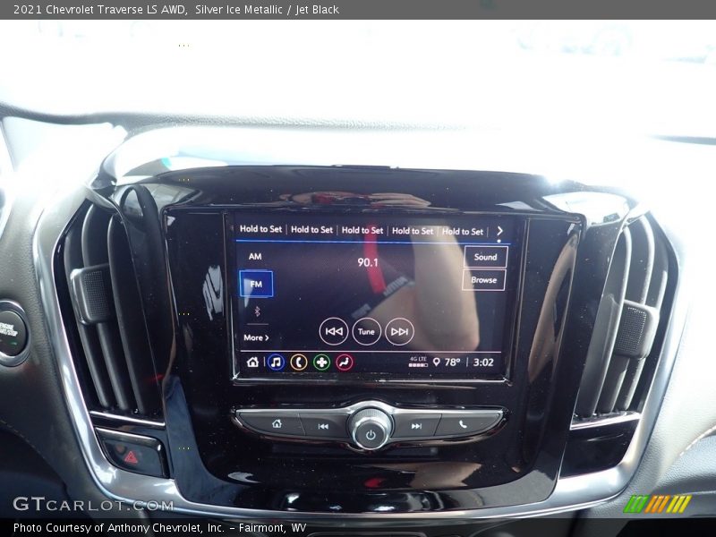 Silver Ice Metallic / Jet Black 2021 Chevrolet Traverse LS AWD