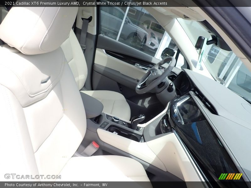 Crystal White Tricoat / Cirrus/Jet Black Accents 2021 Cadillac XT6 Premium Luxury AWD