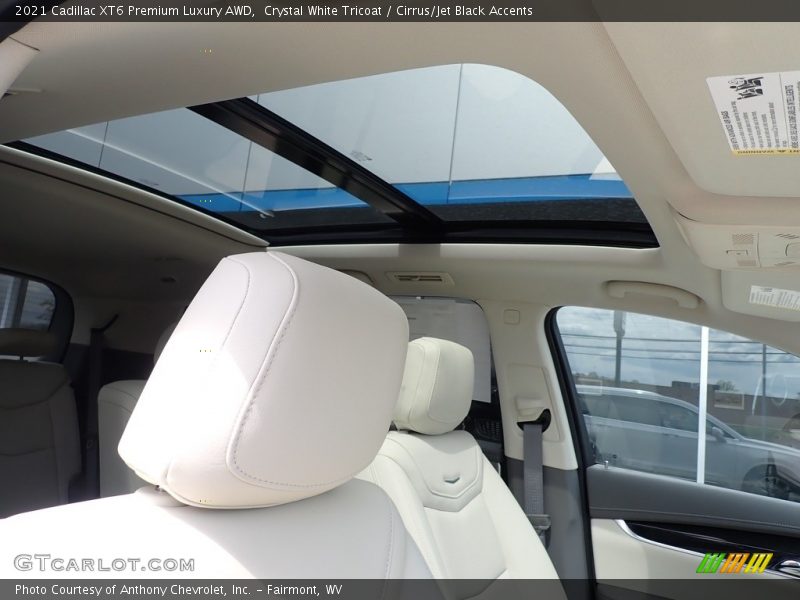 Crystal White Tricoat / Cirrus/Jet Black Accents 2021 Cadillac XT6 Premium Luxury AWD