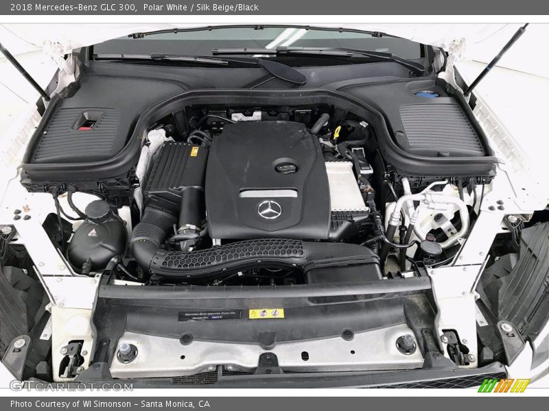 Polar White / Silk Beige/Black 2018 Mercedes-Benz GLC 300