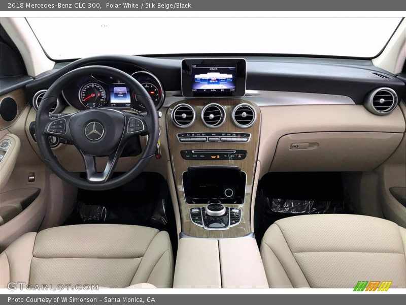 Polar White / Silk Beige/Black 2018 Mercedes-Benz GLC 300