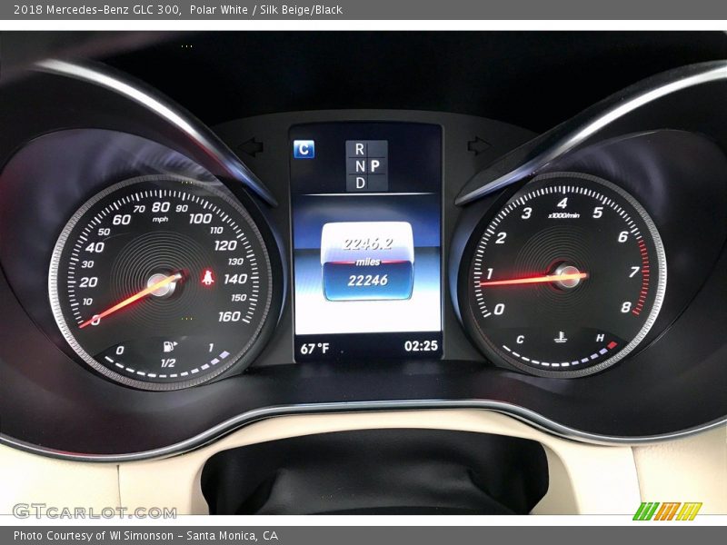 Polar White / Silk Beige/Black 2018 Mercedes-Benz GLC 300