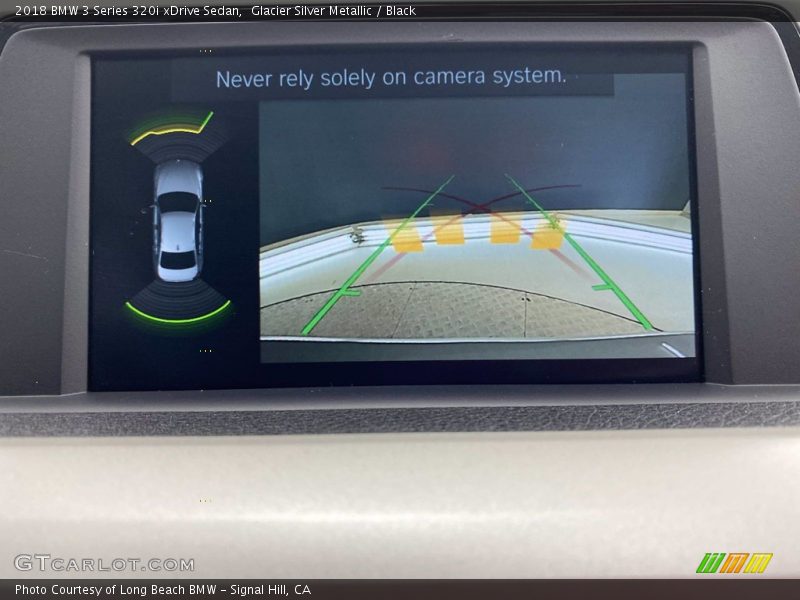 Glacier Silver Metallic / Black 2018 BMW 3 Series 320i xDrive Sedan