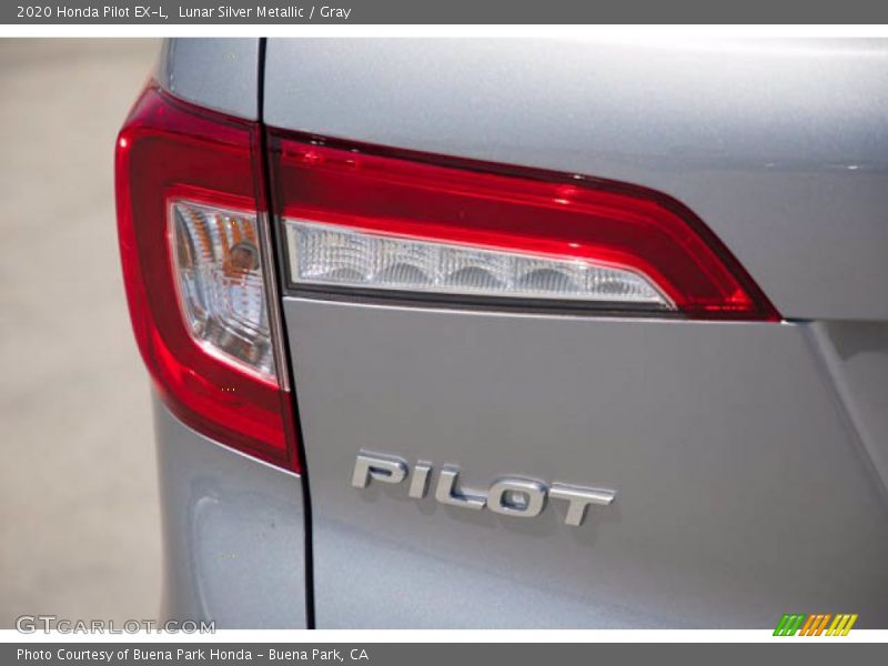 Lunar Silver Metallic / Gray 2020 Honda Pilot EX-L