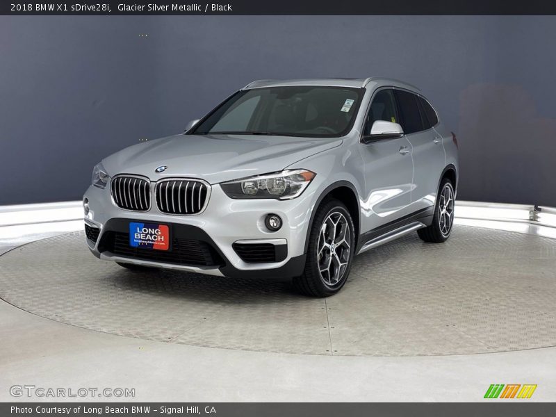 Glacier Silver Metallic / Black 2018 BMW X1 sDrive28i