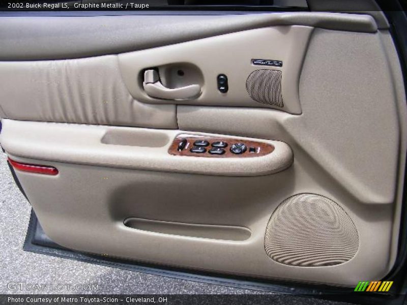 Graphite Metallic / Taupe 2002 Buick Regal LS