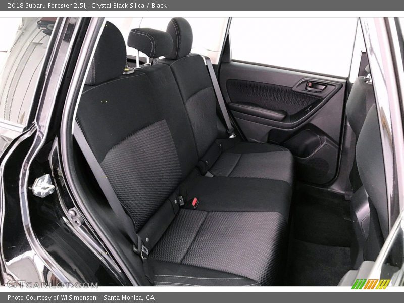 Crystal Black Silica / Black 2018 Subaru Forester 2.5i